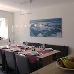 Chesa Kristella Apartment *