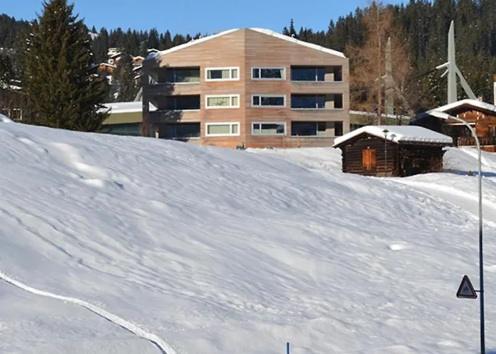 Chesa Kristella Apartment *